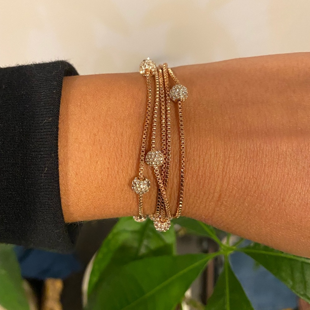 Henri bendel bracelet